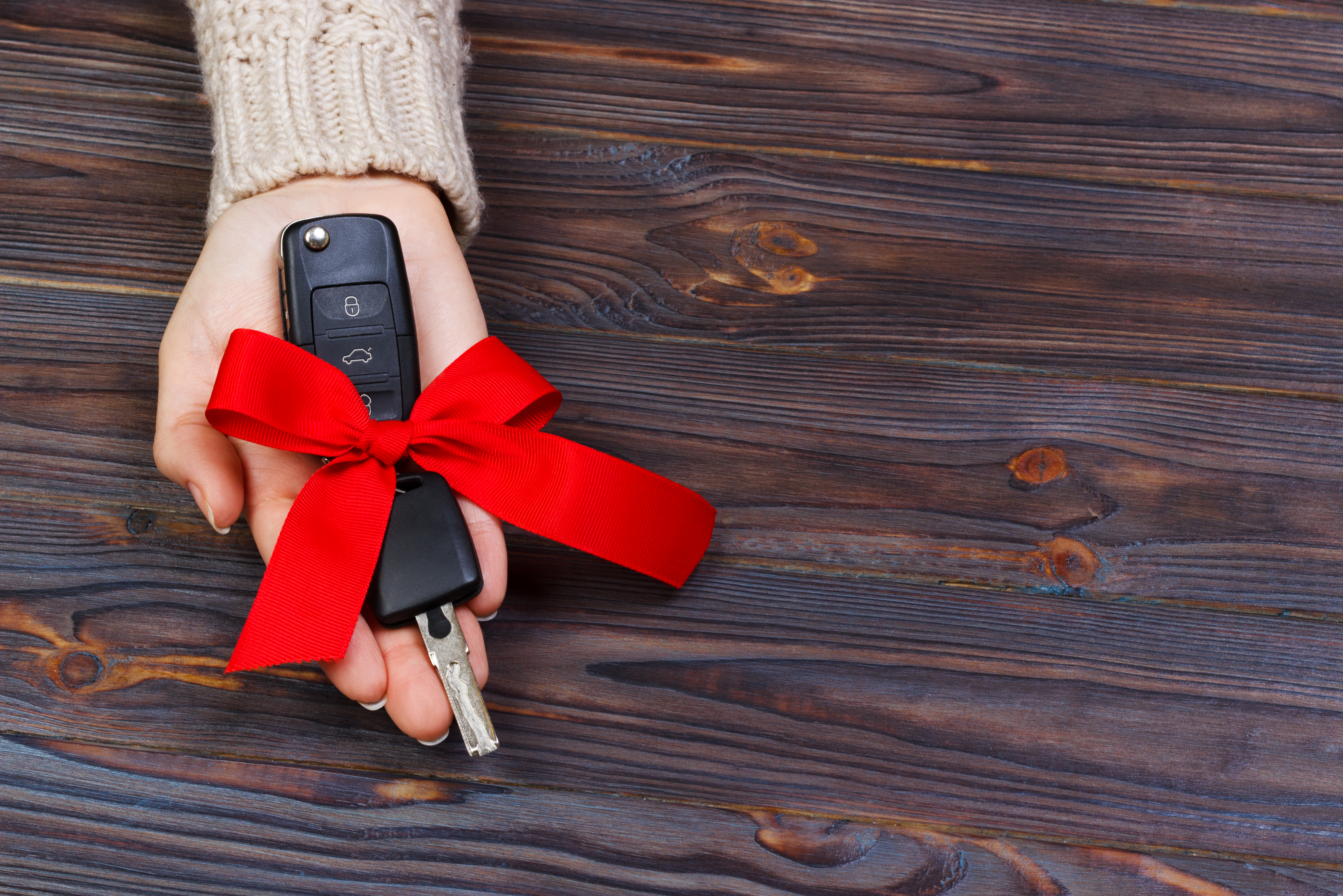 Top 5 Cars to Give Your Honey This Christmas